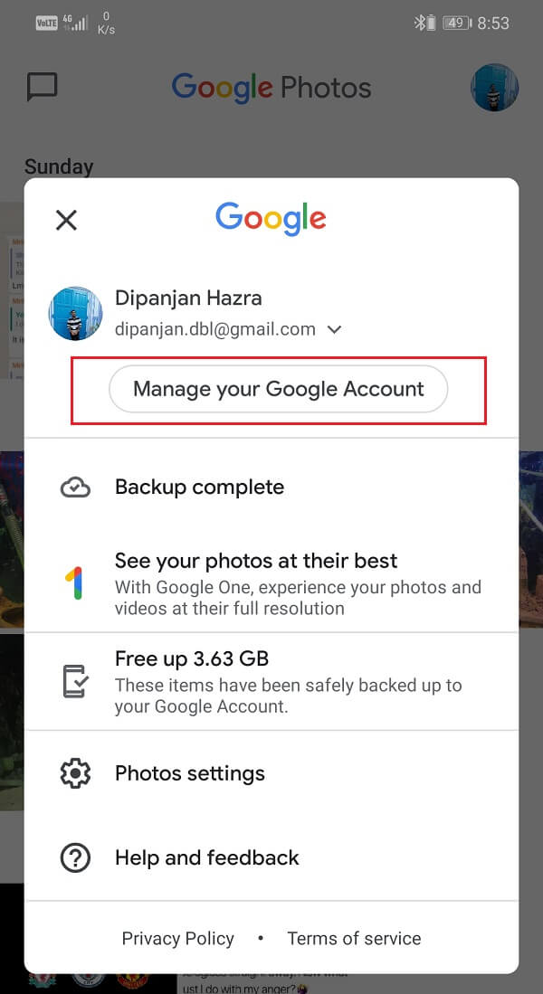 Stato del backup proprio sotto l'opzione "Gestisci il tuo account Google".