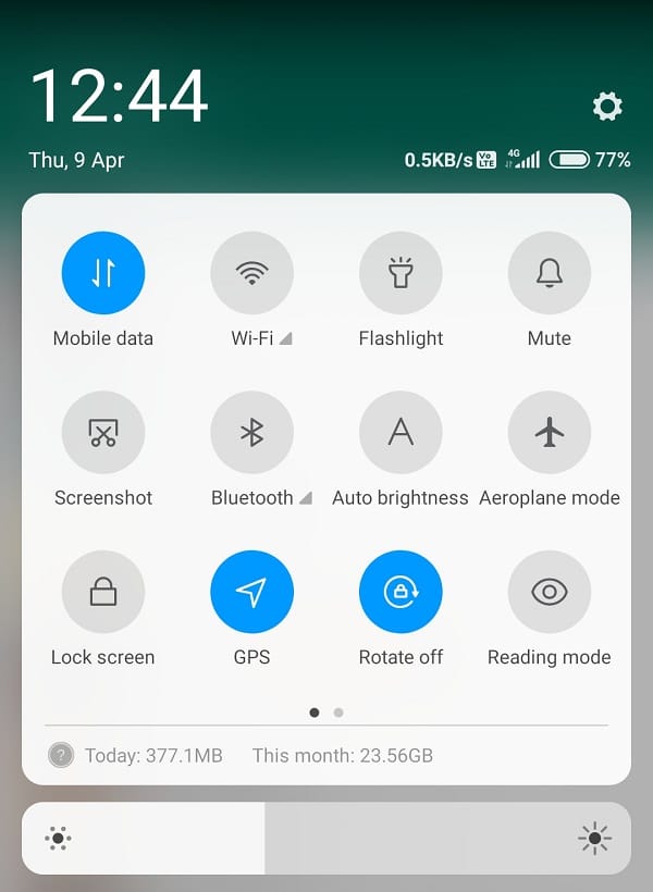 By toggling on Mobile Data icon you enable the 4G/3G service of your mobile | Fix MMS Download Problems