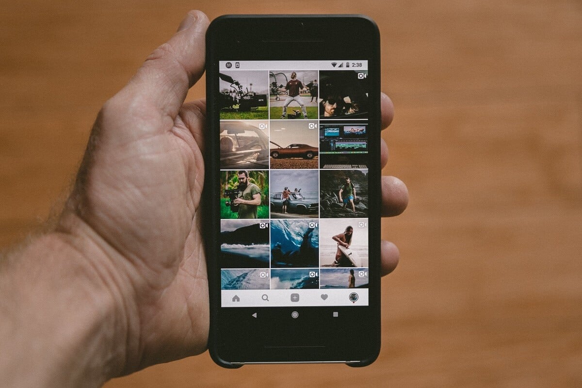 How To Add Multiple Photos To Instagram Story