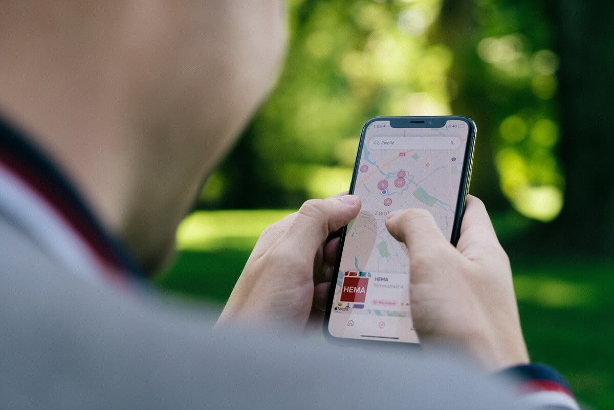 Conas Cruinneas GPS a Fheabhsú ar Android