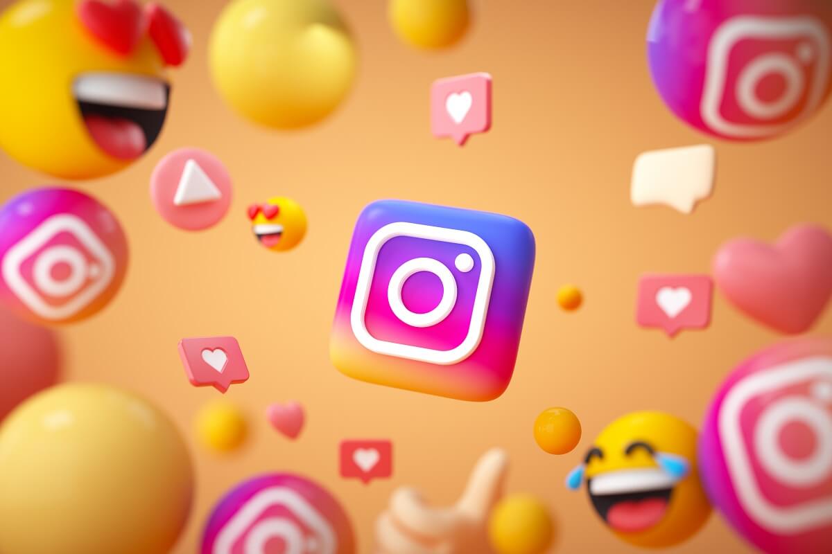 Kumaha Réaksi kana Pesen Instagram nganggo Emojis Adat
