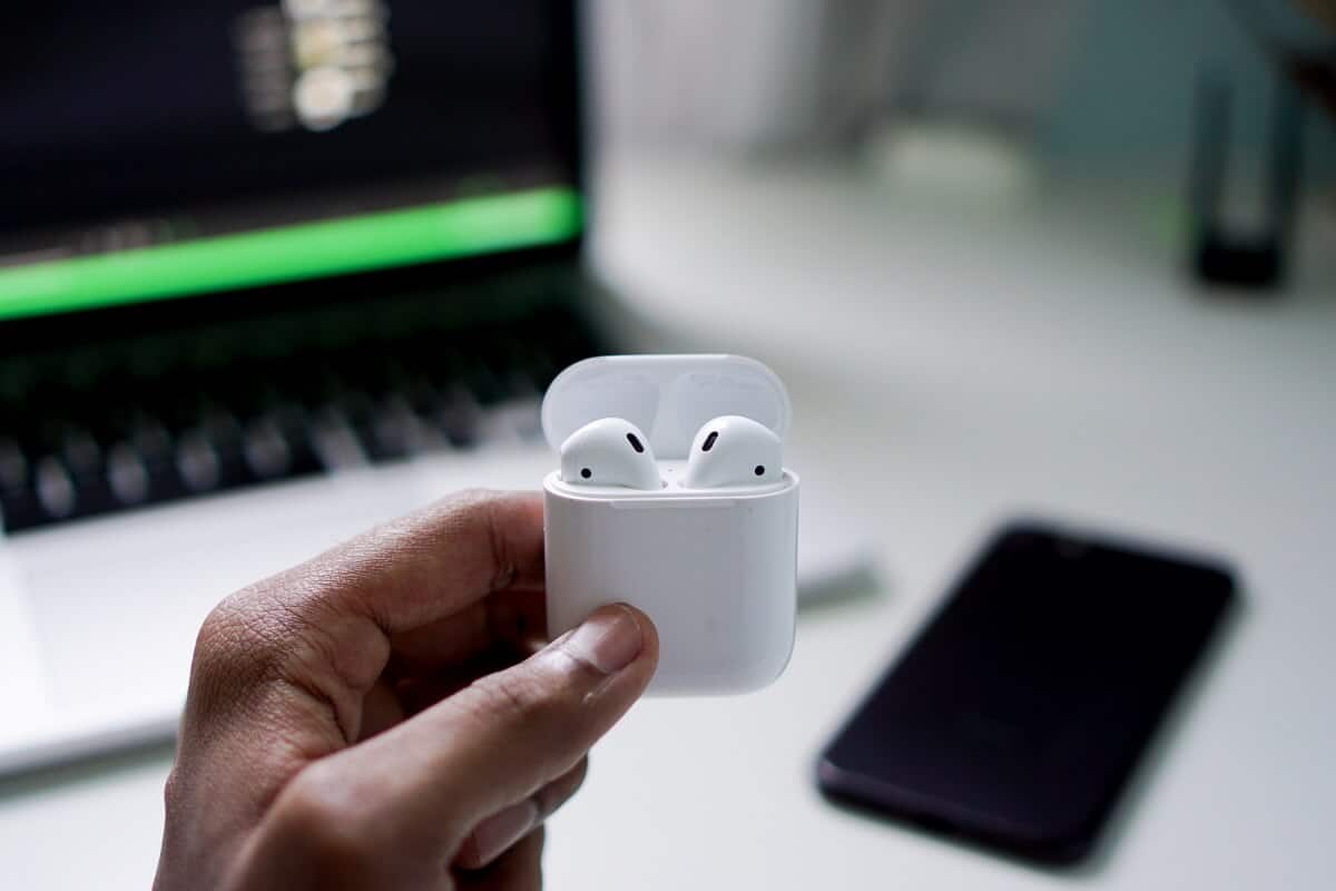 Re-connecting your AirPods