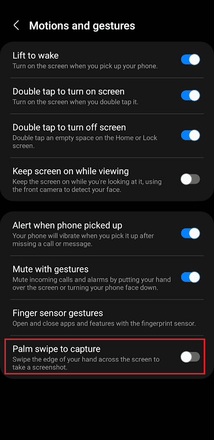 Tap on Palm swipe to capture to enable the toggle