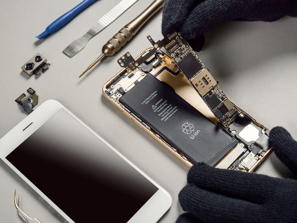 The Battery Needs to the Replaced | Reasons why your smartphone battery is charging slowly