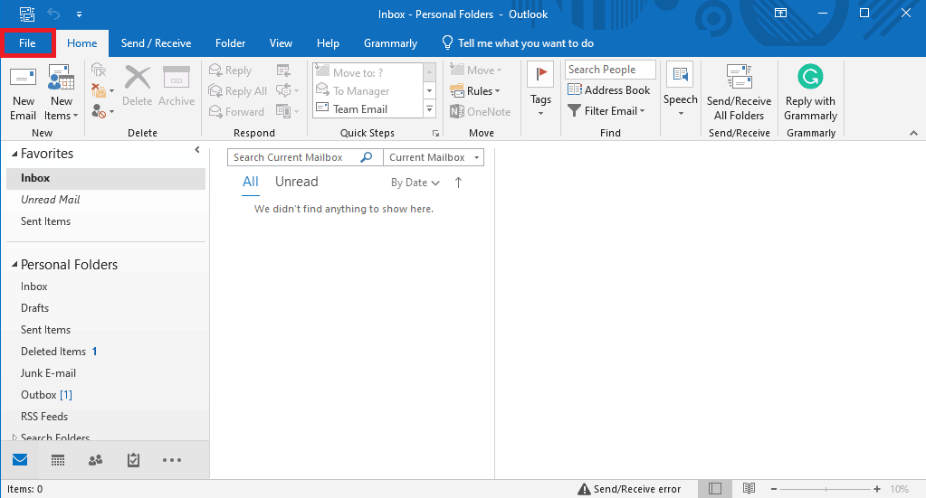 Abra Outlook y navegue hasta el menú Archivo