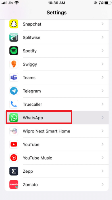 Seleccione WhatsApp en el menú