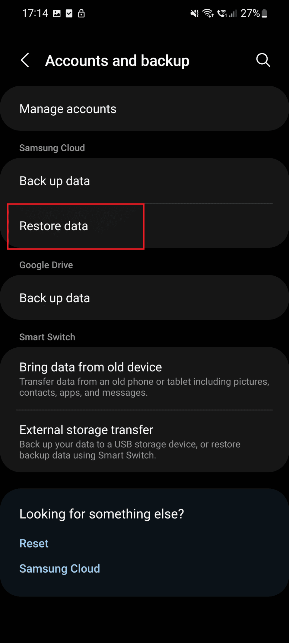 Tap on the Restore data option under the Samsung cloud option.
