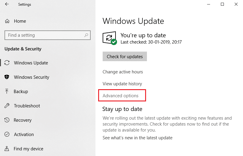 Kreisajā rūtī atlasiet "Windows atjaunināšana" un noklikšķiniet uz "Papildu opcijas".