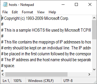 файли hosts дар Notepad кушода мешавад