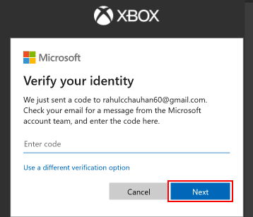 أدخل الرمز الذي تلقيته في بريدك الإلكتروني وانقر فوق التالي | كيفية تغيير حساب Microsoft على Minecraft PE