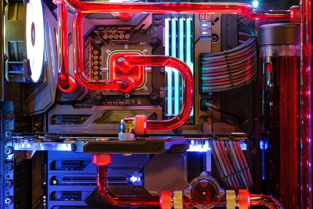 Hoe CPU- en GPU-temperatuur op de taakbalk te tonen