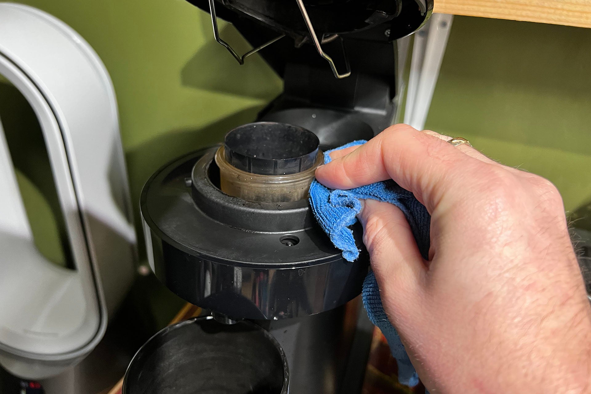 Nespresso Vertuo cleaning