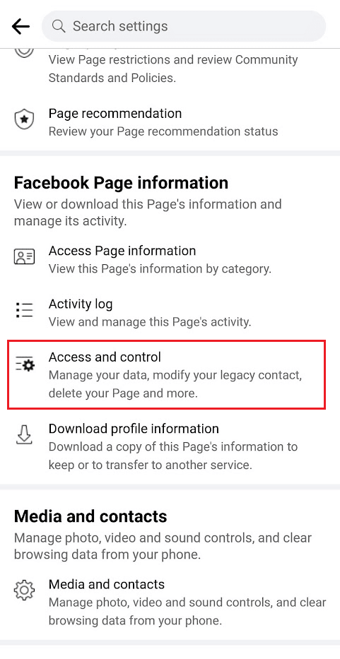 Desliza hacia abajo y toca Acceso y control desde la sección de información de la página de Facebook