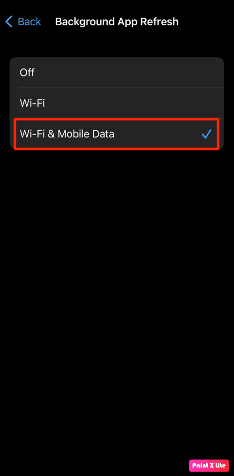 изберете опция за wifi и мобилни данни | Как да коригирам iPhone Share My Location е в сиво