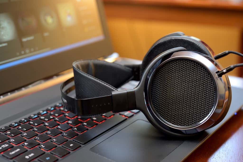 How to Troubleshoot Common Audio Issues in Windows 11/10