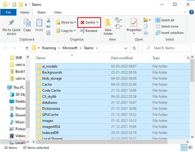 Now, select all the files and folders within the folder and select the Delete option.
