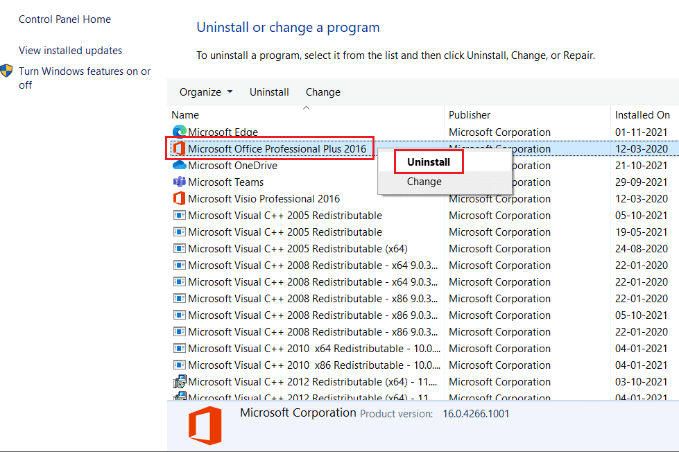 щелкните правой кнопкой мыши Microsoft Office и выберите опцию удаления в меню «Программы и функции». Удаление программы.