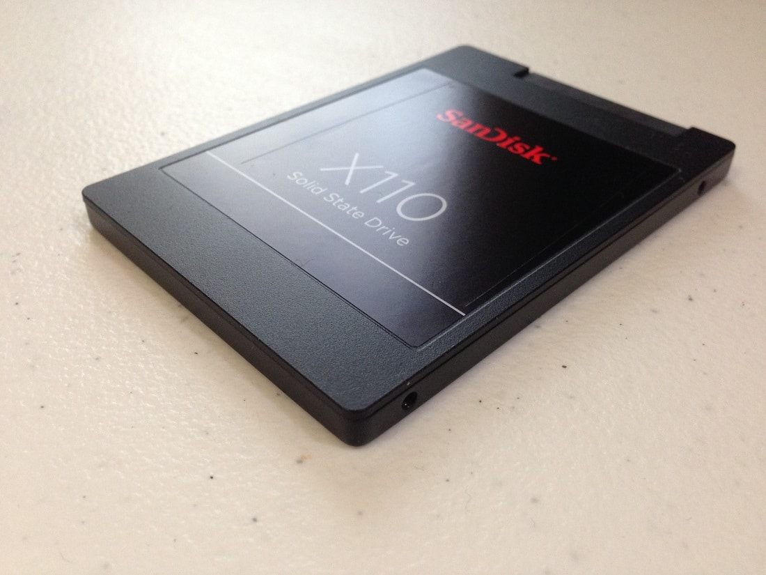 sandisk solid state drive, ssd. Best external hard drive for PC gaming