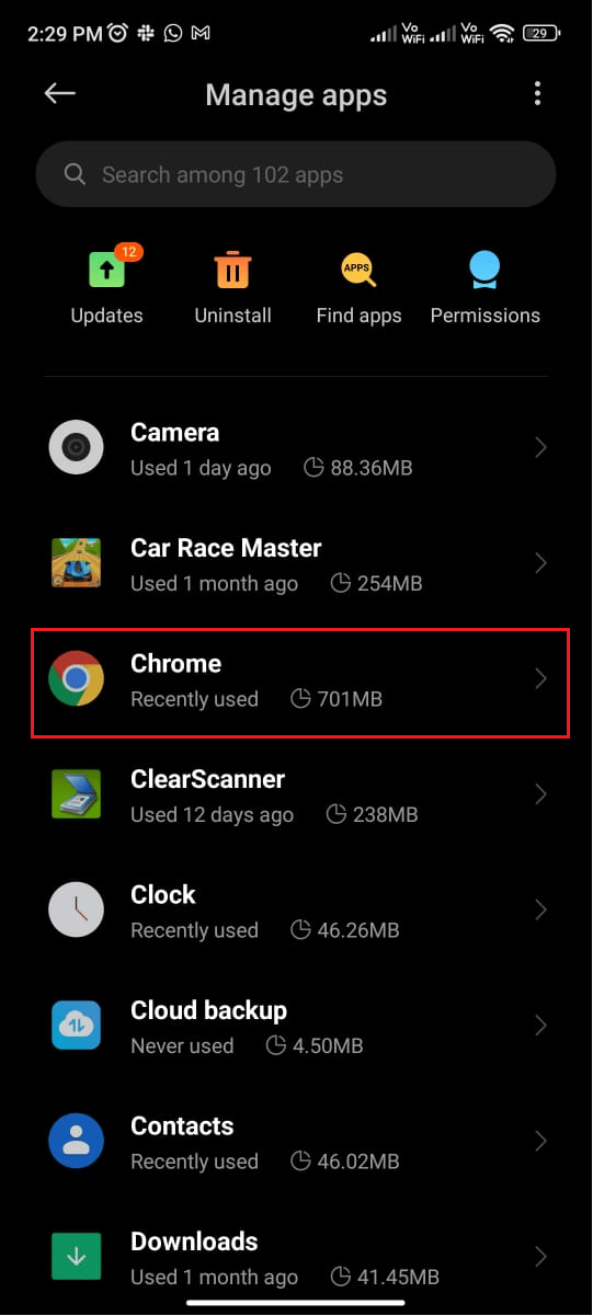 toque Administrar aplicaciones y luego Chrome